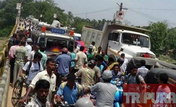 Deplorable condition of Udaipur-Belonia National Highway